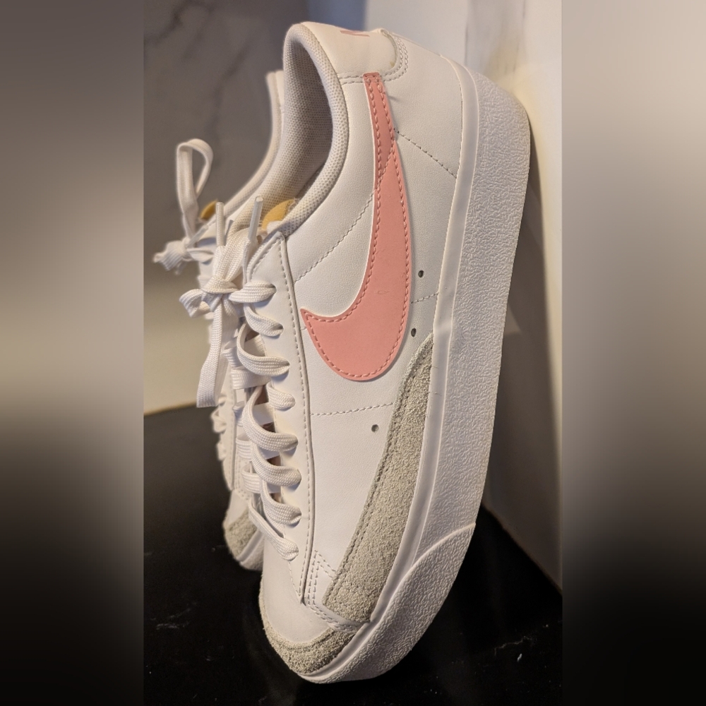Nike Wmns Blazer Low Platform 'White Pink Glaze’ Sneakers Size 9.5 MSRP $120 - Picture 7 of 11